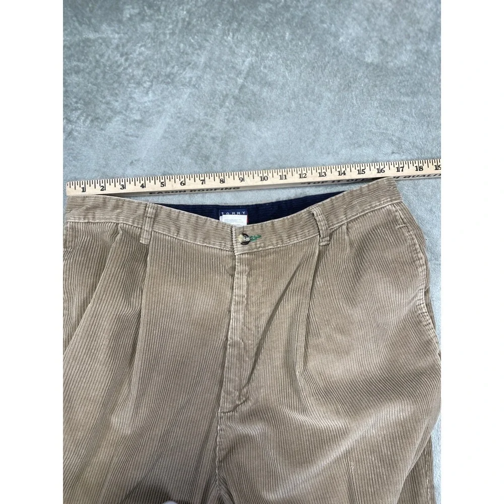 Tommy Hilfiger Pants Mens 36x32 Tan Corduroy Pleated Casual‎ Crest Logo Classic
